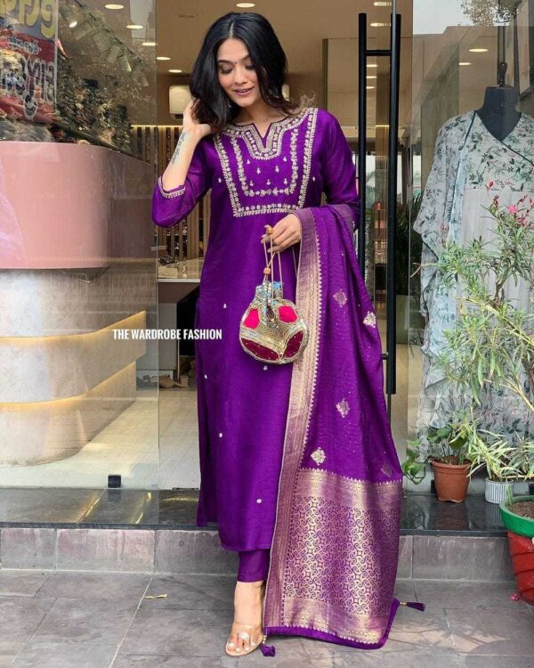 Comfort Meets Elegance ? Printex & Embroidered Cotton Dress (M) - Image 8